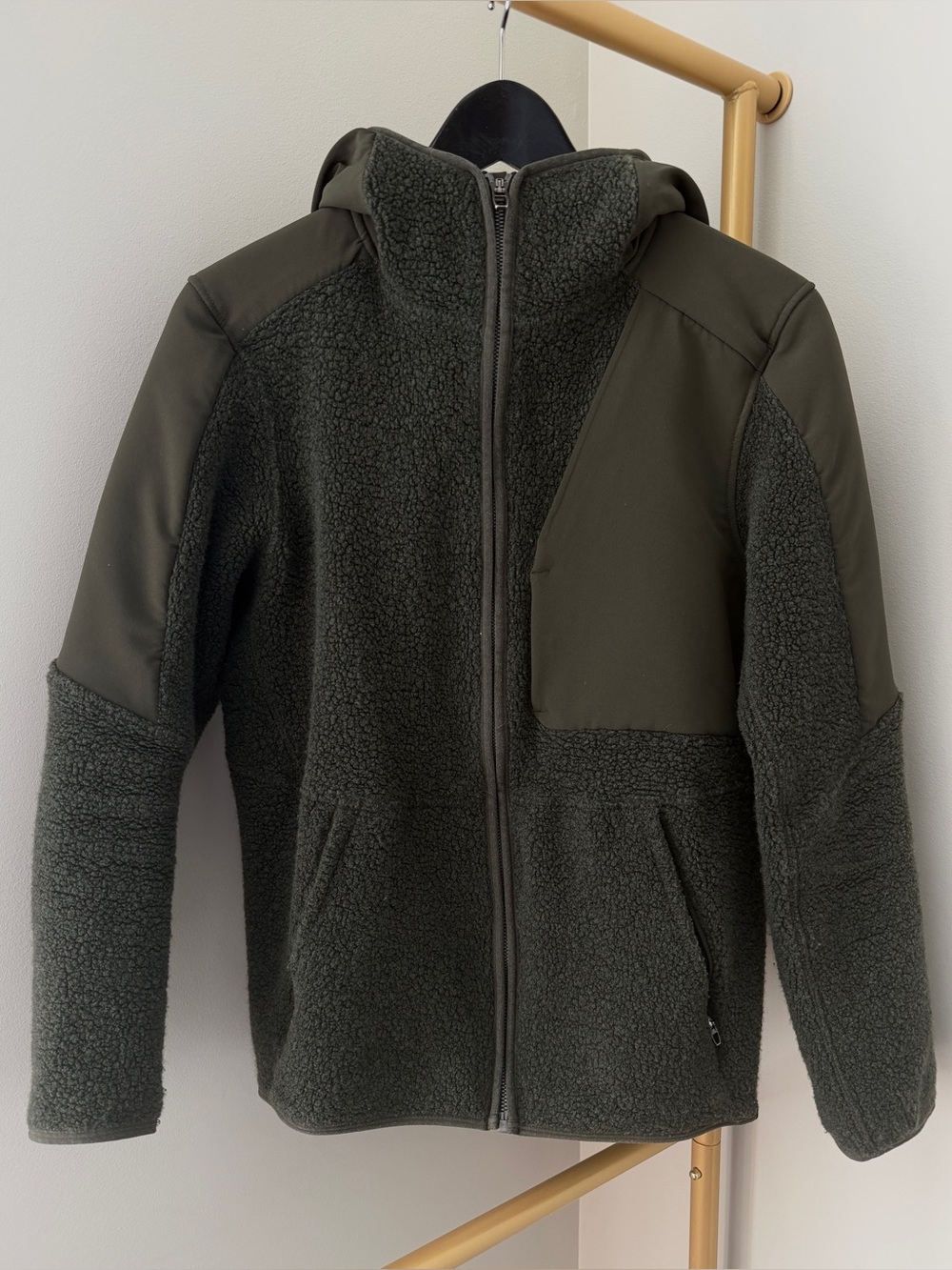 Lululemon Men's Olive Sherpa Hooded Jacket Size XS